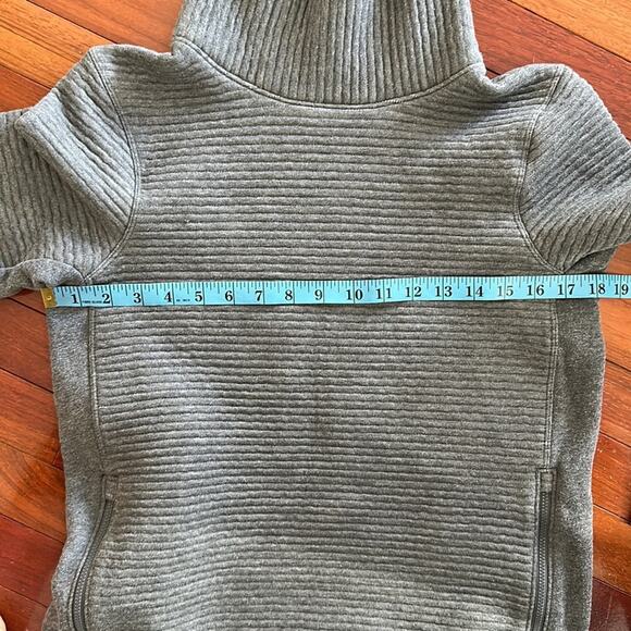 Grey Ribbed Quilted Sweatshirt Mock Turtleneck Sweater Zip Sides Cozy Athleisure - Picture 6 of 6